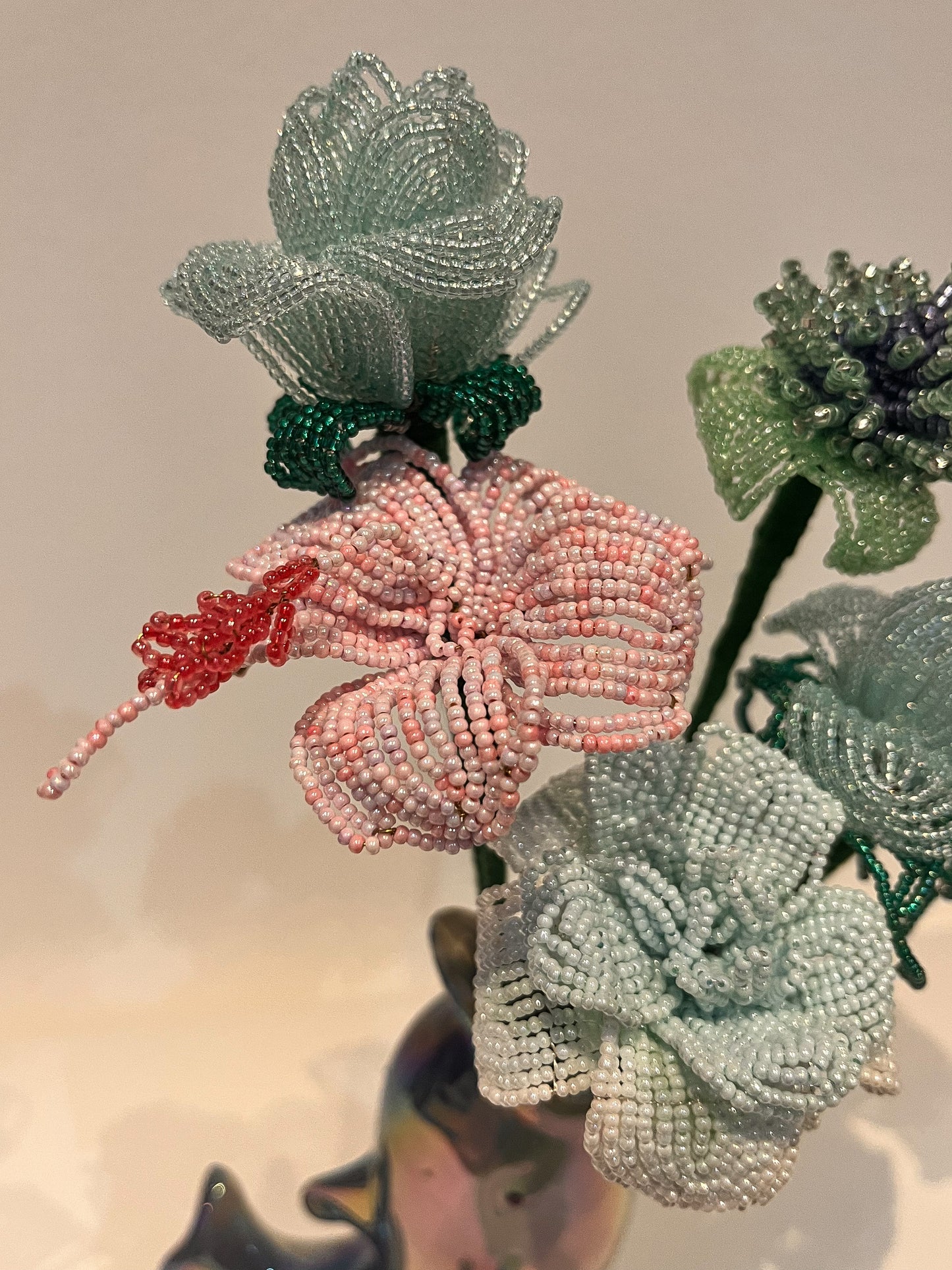 Pasztell csokor hibiszkusszal